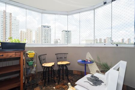 Apartamento à venda com 116m², 2 quartos e 2 vagasVaranda da Sala