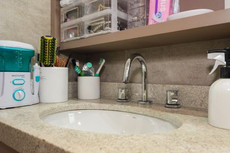 Apartamento à venda com 116m², 2 quartos e 2 vagasBanheiro da Suíte 2