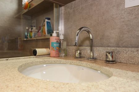 Apartamento à venda com 116m², 2 quartos e 2 vagasBanheiro da Suíte 1