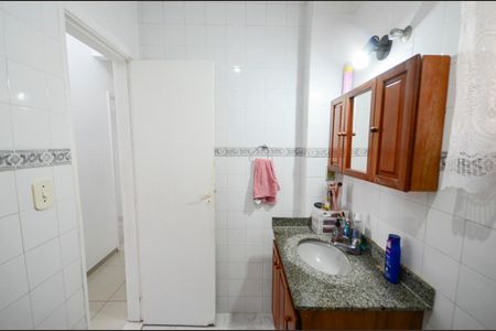 Apartamento à venda com 76m², 2 quartos e 1 vagaBanheiro