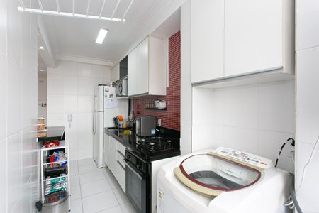 Apartamento à venda com 68m², 2 quartos e 1 vagaÁrea de Serviço