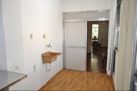 Apartamento para alugar com 65m², 2 quartos e 1 vagaCozinha