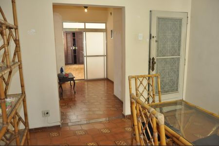 Apartamento para alugar com 65m², 2 quartos e 1 vagaSala