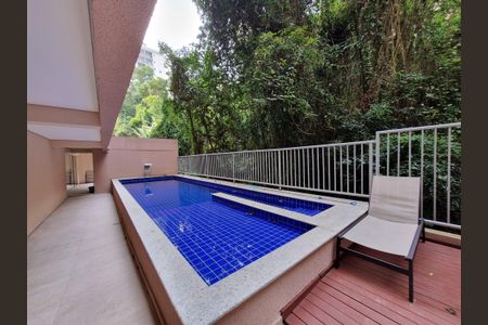 Apartamento à venda com 39m², 1 quarto e 1 vaga Apartamento à venda com 39m², 1 quarto e 1 vagaÁrea comum - Piscina