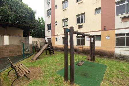 Apartamento para alugar com 52m², 2 quartos e 1 vagaÁrea comum - Playground