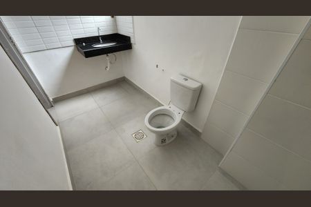Apartamento para alugar com 60m², 1 quarto e sem vagaBanheiro