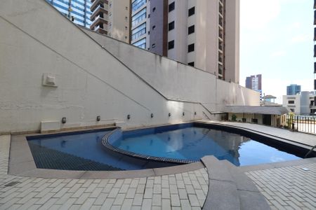 Apartamento à venda com 212m², 4 quartos e 3 vagasÁrea Comum - Piscina