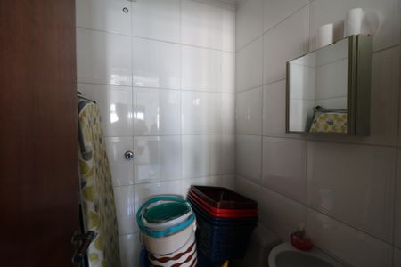 Apartamento à venda com 212m², 4 quartos e 3 vagasBanheiro de Serviço