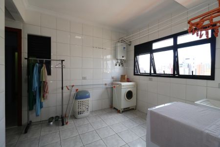 Apartamento à venda com 212m², 4 quartos e 3 vagasÁrea de Serviço