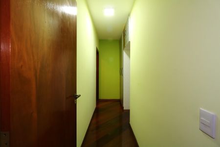 Apartamento à venda com 212m², 4 quartos e 3 vagasCorredor