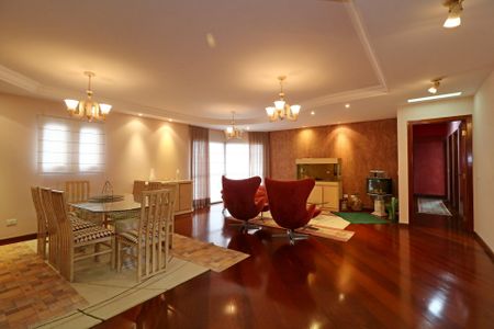 Apartamento à venda com 212m², 4 quartos e 3 vagasSala