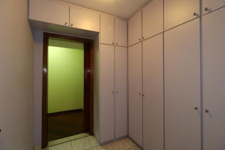 Apartamento à venda com 212m², 4 quartos e 3 vagasDespensa