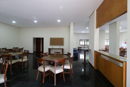 Apartamento à venda com 212m², 4 quartos e 3 vagasÁrea Comum - Salão de Festa