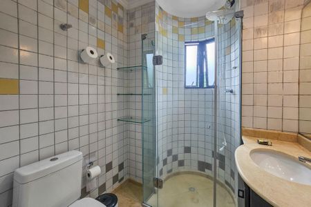 Apartamento para alugar com 207m², 3 quartos e 2 vagas Apartamento para alugar com 207m², 3 quartos e 2 vagasbanheiro da suite