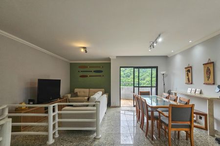 Apartamento para alugar com 207m², 3 quartos e 2 vagas Apartamento para alugar com 207m², 3 quartos e 2 vagascozinha