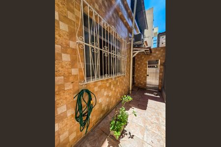 Casa de condomínio à venda com 70m², 3 quartos e sem vagaVaranda