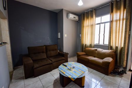 Casa de condomínio à venda com 70m², 3 quartos e sem vagaSala