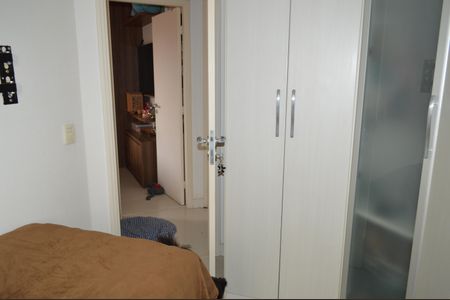 Apartamento à venda com 70m², 3 quartos e 2 vagasQuarto 2