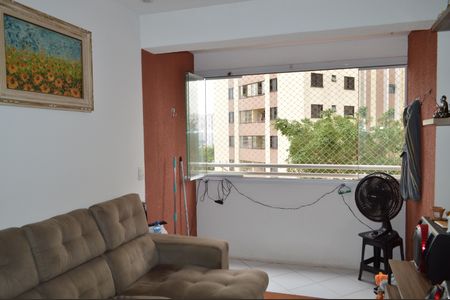 Apartamento à venda com 70m², 3 quartos e 2 vagasSala