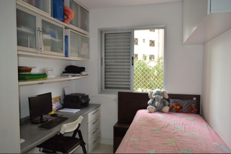 Apartamento à venda com 70m², 3 quartos e 2 vagasQuarto 1