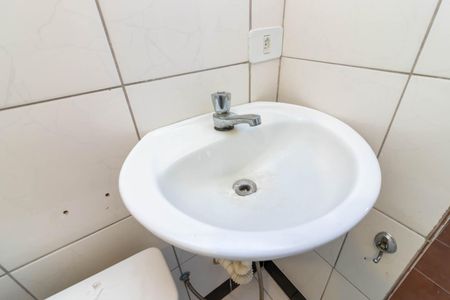 Casa para alugar com 90m², 2 quartos e sem vagaBanheiro da Suíte