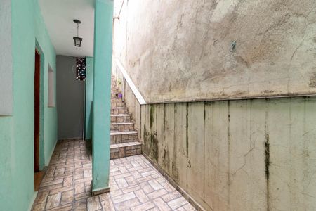 Casa para alugar com 90m², 2 quartos e sem vagaCorredor de Entrada / Quintal