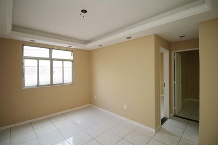 Apartamento para alugar com 70m², 2 quartos e 1 vagaSala