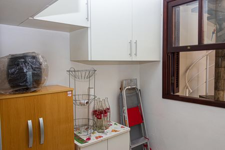 Casa à venda com 190m², 3 quartos e 2 vagas Casa à venda com 190m², 3 quartos e 2 vagasQuarto de Serviço