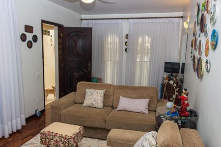 Casa à venda com 190m², 3 quartos e 2 vagas Casa à venda com 190m², 3 quartos e 2 vagasSala