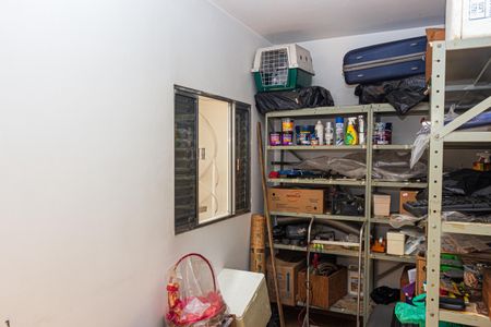 Casa à venda com 190m², 3 quartos e 2 vagas Casa à venda com 190m², 3 quartos e 2 vagasEdícula