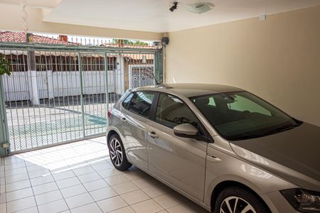 Casa à venda com 190m², 3 quartos e 2 vagas Casa à venda com 190m², 3 quartos e 2 vagasGaragem