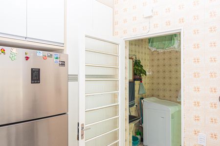 Casa à venda com 190m², 3 quartos e 2 vagas Casa à venda com 190m², 3 quartos e 2 vagasCozinha