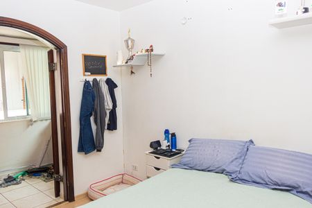 Casa à venda com 190m², 3 quartos e 2 vagas Casa à venda com 190m², 3 quartos e 2 vagasQuarto 2