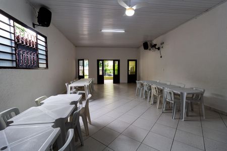 Apartamento para alugar com 66m², 2 quartos e 1 vaga Apartamento para alugar com 66m², 2 quartos e 1 vagaÁrea comum - Salão de festas