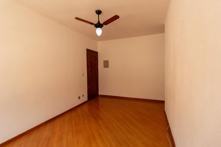 Apartamento para alugar com 66m², 2 quartos e 1 vaga Apartamento para alugar com 66m², 2 quartos e 1 vagaSala