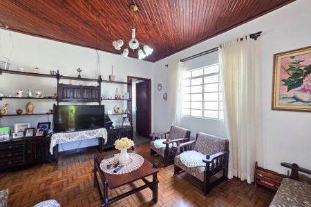 Casa para alugar com 180m², 1 quarto e 3 vagasSala