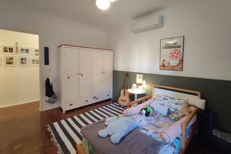 Apartamento à venda com 230m², 3 quartos e 3 vagasQuarto 2