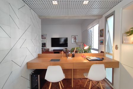 Apartamento à venda com 230m², 3 quartos e 3 vagasEscritório