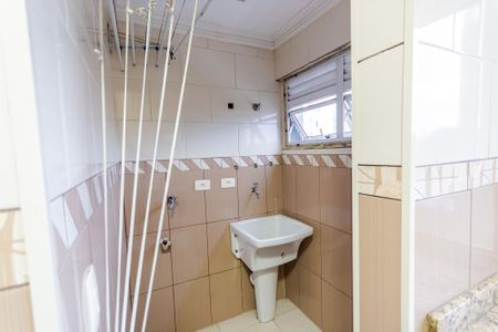 Apartamento para alugar com 49m², 2 quartos e 1 vaga Apartamento para alugar com 49m², 2 quartos e 1 vagaCozinha e Área de Serviço