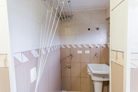 Apartamento para alugar com 49m², 2 quartos e 1 vaga Apartamento para alugar com 49m², 2 quartos e 1 vagaCozinha e Área de Serviço