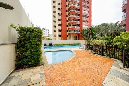 Apartamento à venda com 124m², 4 quartos e 3 vagasÁrea comum - Piscina