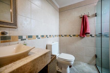 Apartamento à venda com 124m², 4 quartos e 3 vagasBanheiro da suíte