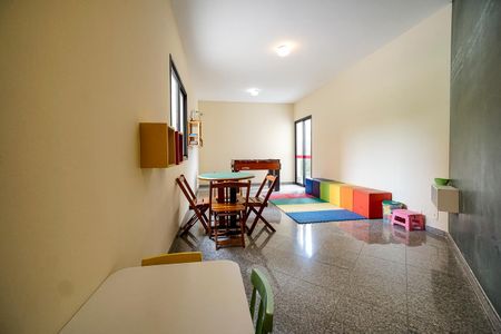 Apartamento à venda com 124m², 4 quartos e 3 vagasÁrea comum - Brinquedoteca e salão de jogos