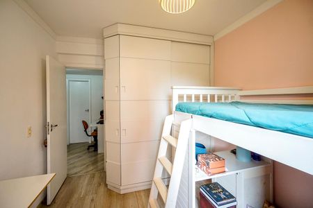 Apartamento à venda com 124m², 4 quartos e 3 vagasQuarto 01