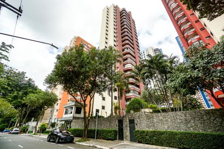 Apartamento à venda com 124m², 4 quartos e 3 vagasFachada
