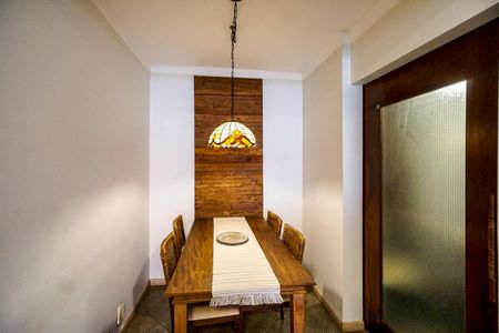 Apartamento à venda com 124m², 4 quartos e 3 vagasSala de jantar