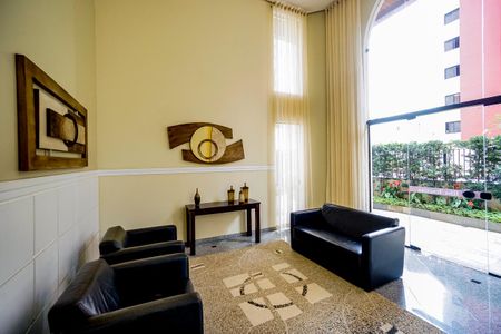 Apartamento à venda com 124m², 4 quartos e 3 vagasHall social