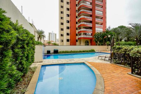 Apartamento à venda com 124m², 4 quartos e 3 vagasÁrea comum - Piscina