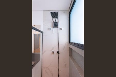 Casa de condomínio para alugar com 380m², 5 quartos e 4 vagasBanheiro da Suíte 1