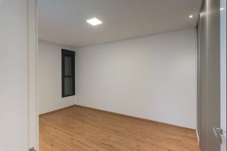 Casa de condomínio para alugar com 380m², 5 quartos e 4 vagasSuíte 1